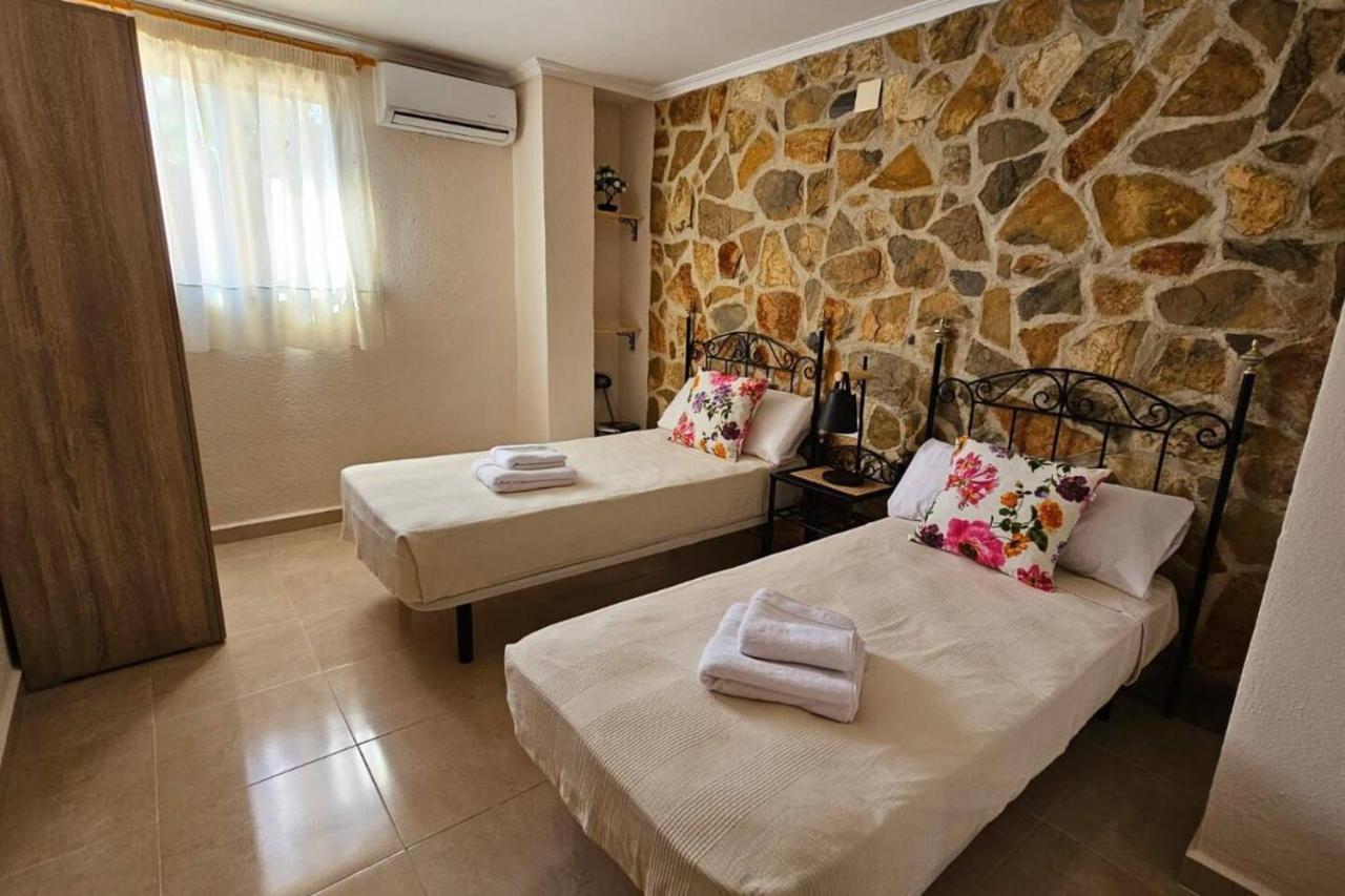 Buen Estar, Piscina, Barbacoa, Jacuzzi En Valencia Villa Turís Kültér fotó